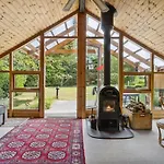 Konrad - 700m From The Sea By Interhome *
